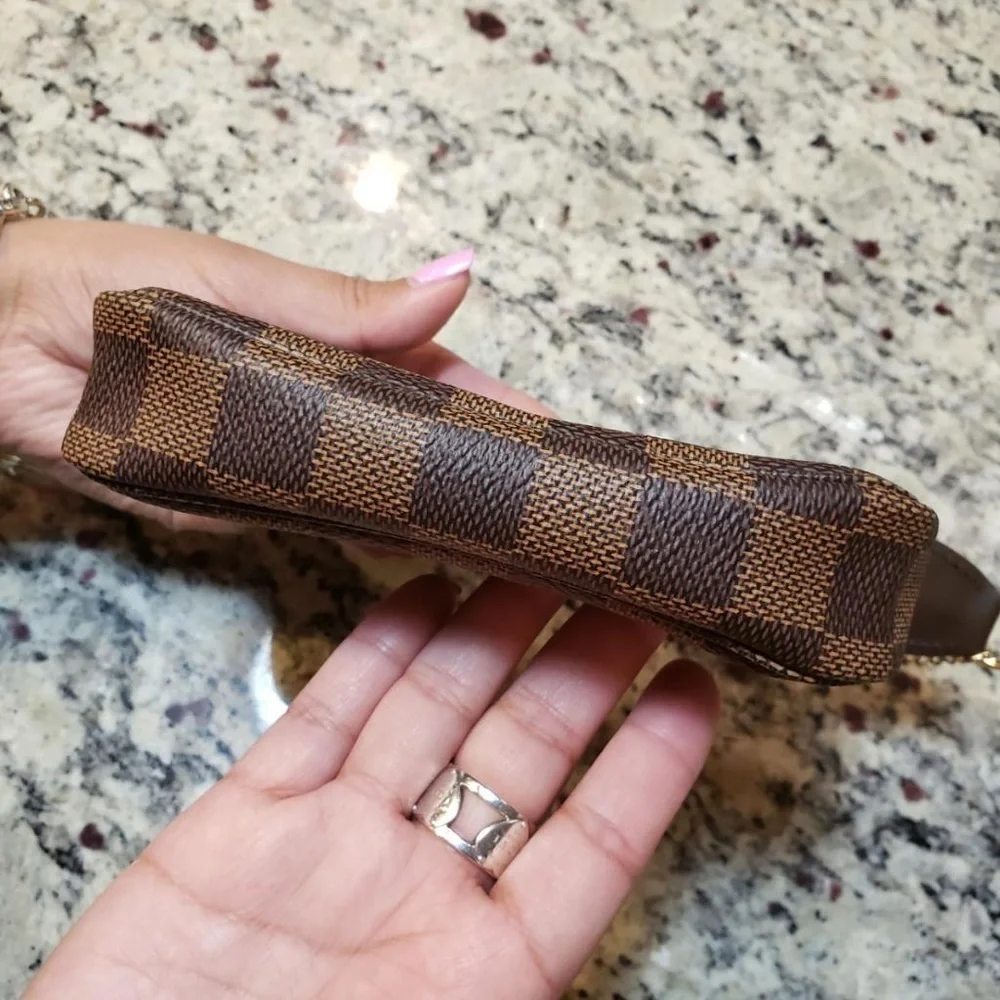 🎁 NEW Louis Vuitton Mini Pochette in Damier Ebene Made in France 🇫🇷 - Picture 5 of 12